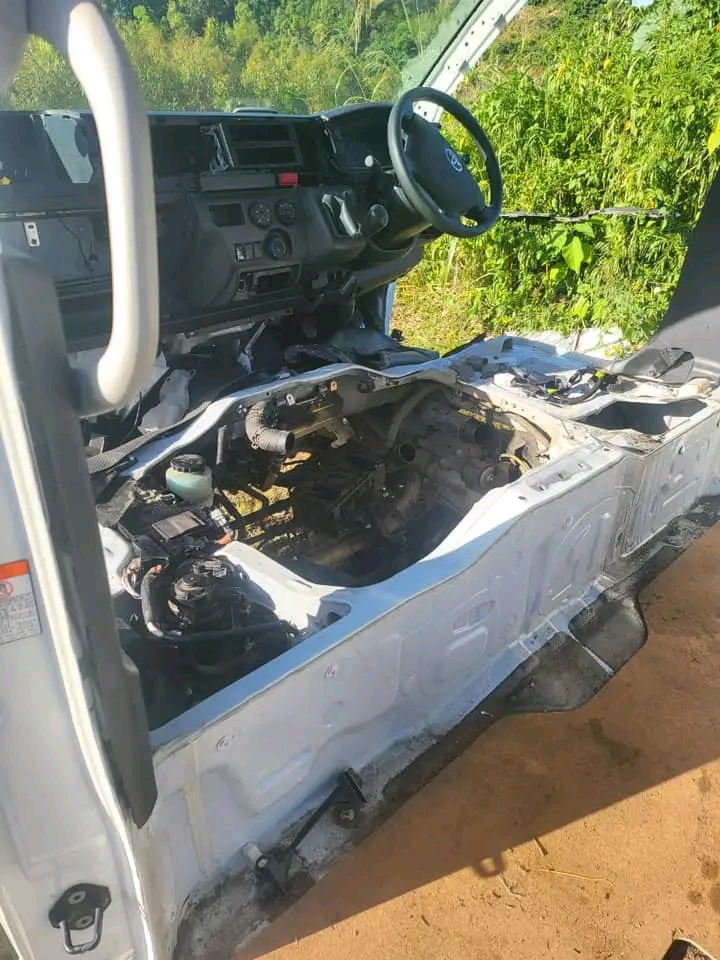 A hijacked Toyota Quantum was recovered by members of Reaction Unit South Africa (RUSA) in Cottonlands – KZN.