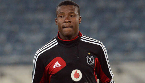 While many prefers to call him Ganda Ganda, however, his real names are Thamsanqa Gabuza. The talented South African football player previously played for clubs like Orlando Pirates and Lamontville Golden Arrows in the South African top flight.