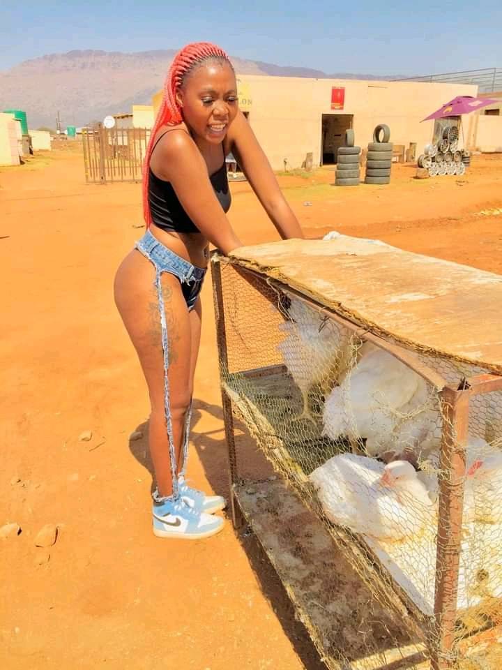 Young Chicken seller attract customers with her fashion