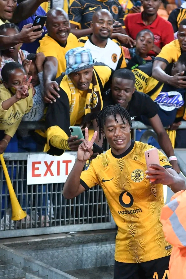 Kaizer Chiefs head coach Arthur Zwane has explained his reasoning for the substitution of Kgaogelo Sekgota in Chiefs’ 2-1 loss to Chippa United on Saturday.
